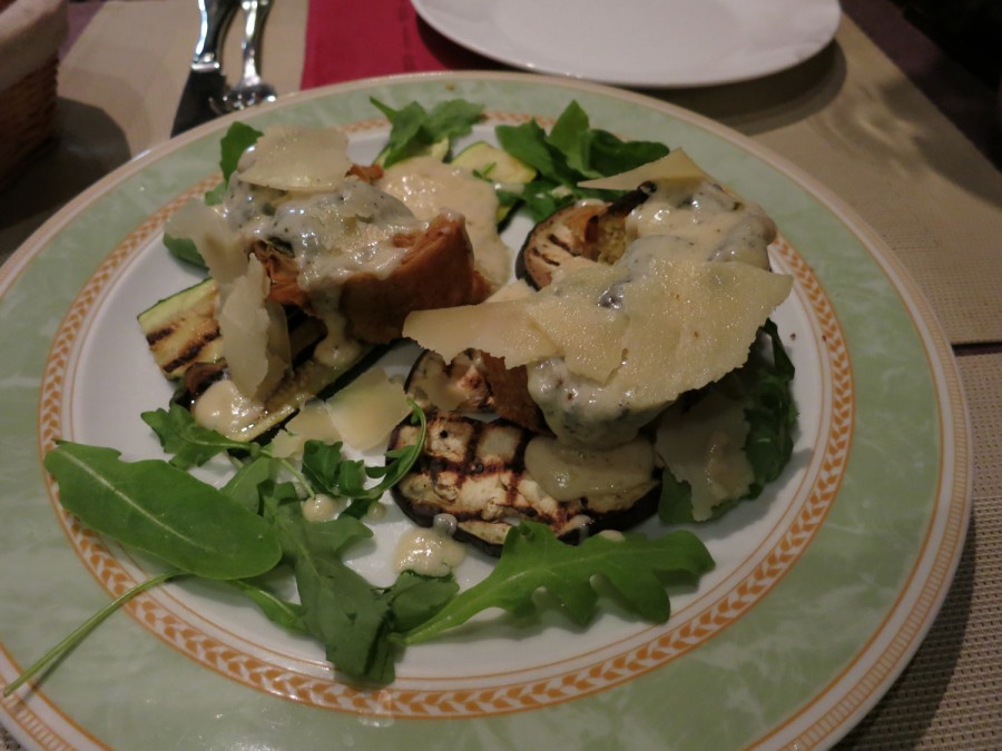 la-grotte–restaurante-torta de legumes-chateau-roquebrune-monaco-frança