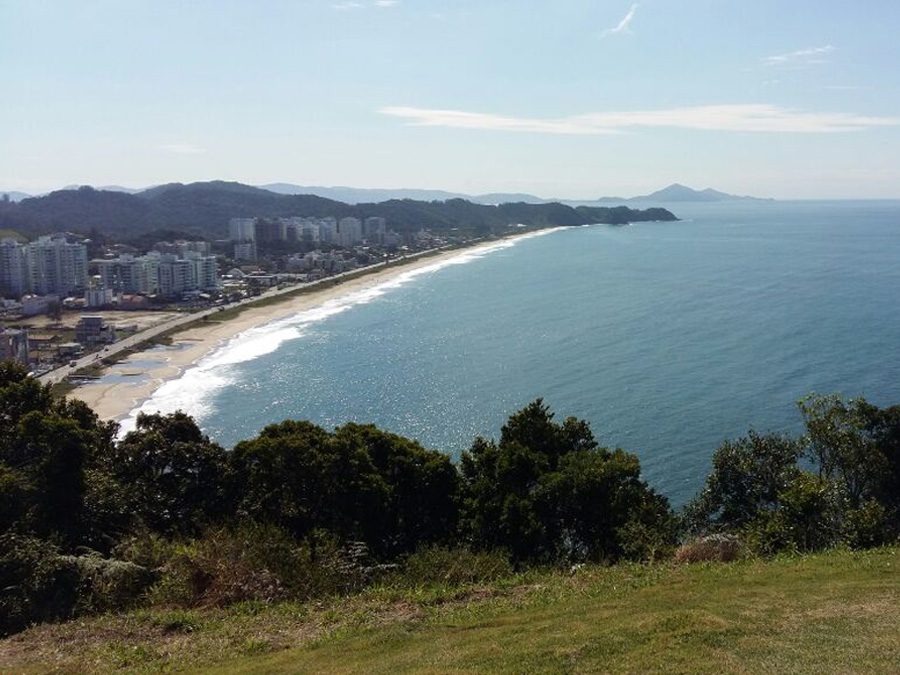 as-melhores-praias-de-balneario-camboriu-morro-do-careca