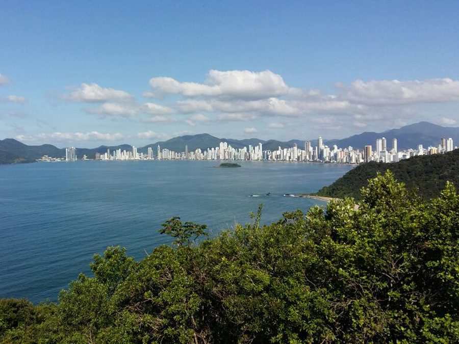 as-melhores-praias-de-balneario-camboriu-morro-do-careca-bc